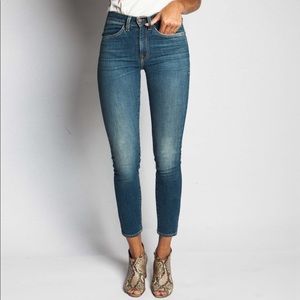 Imogene + Willie Imogene Slim Jeans